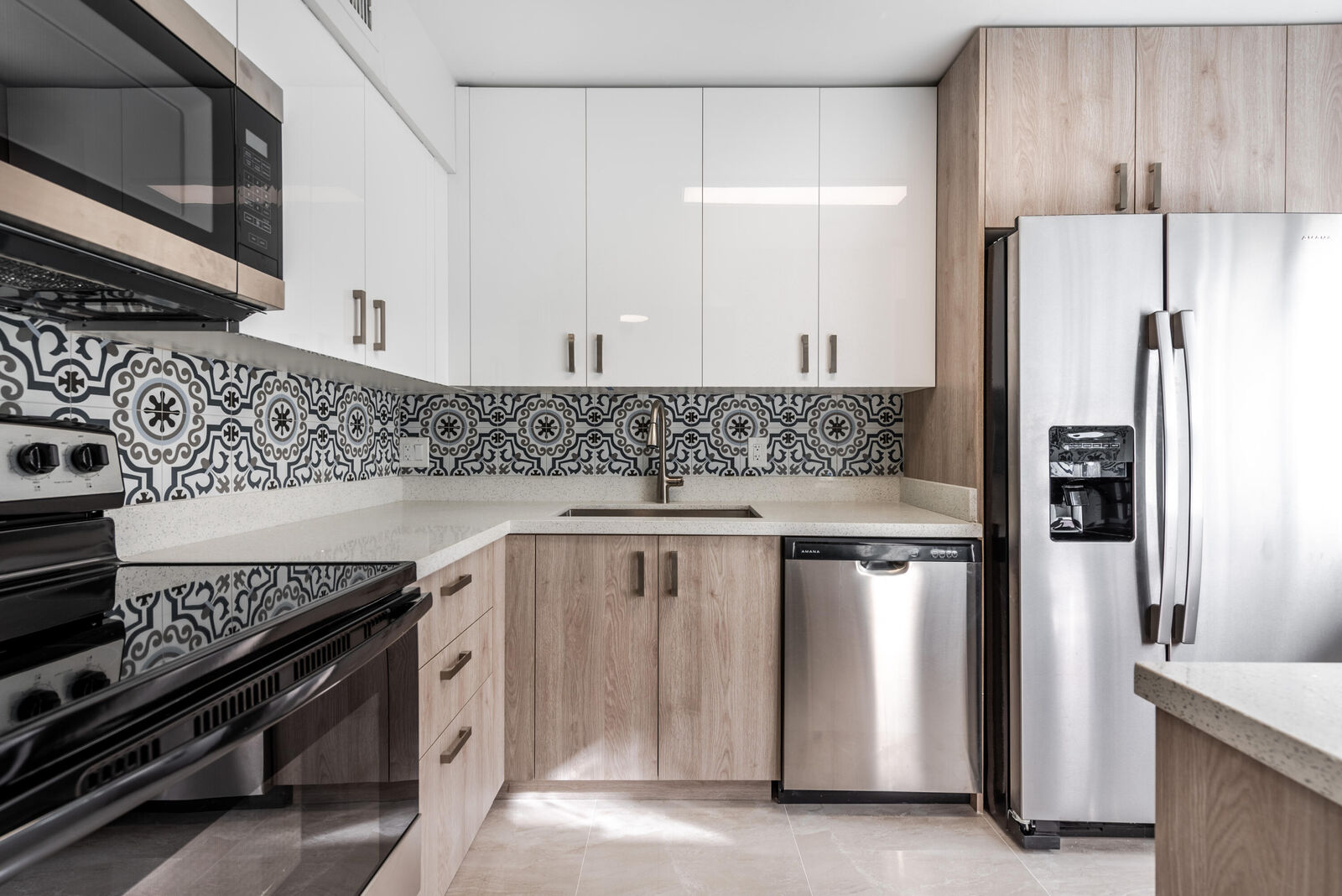 Property Photo:  4832 Esedra Court 108  FL 33467 