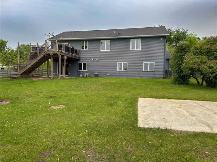 Property Photo:  600 Main Street  WI 54027 