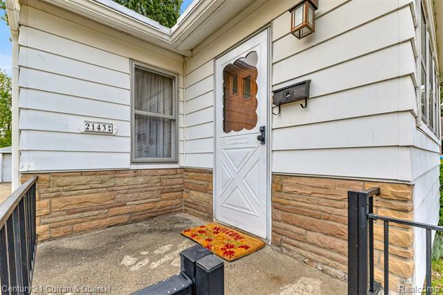 Property Photo: 2143 Boldt Street MI 48124