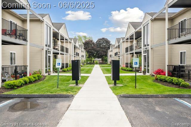 Property Photo: 307 N Eton Street MI 48009