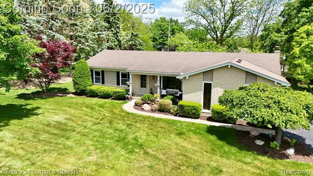 Property Photo: 22356 Connemara Drive MI 48167
