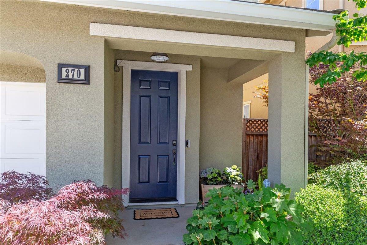 Property Photo:  270 Robin Place  CA 95020 
