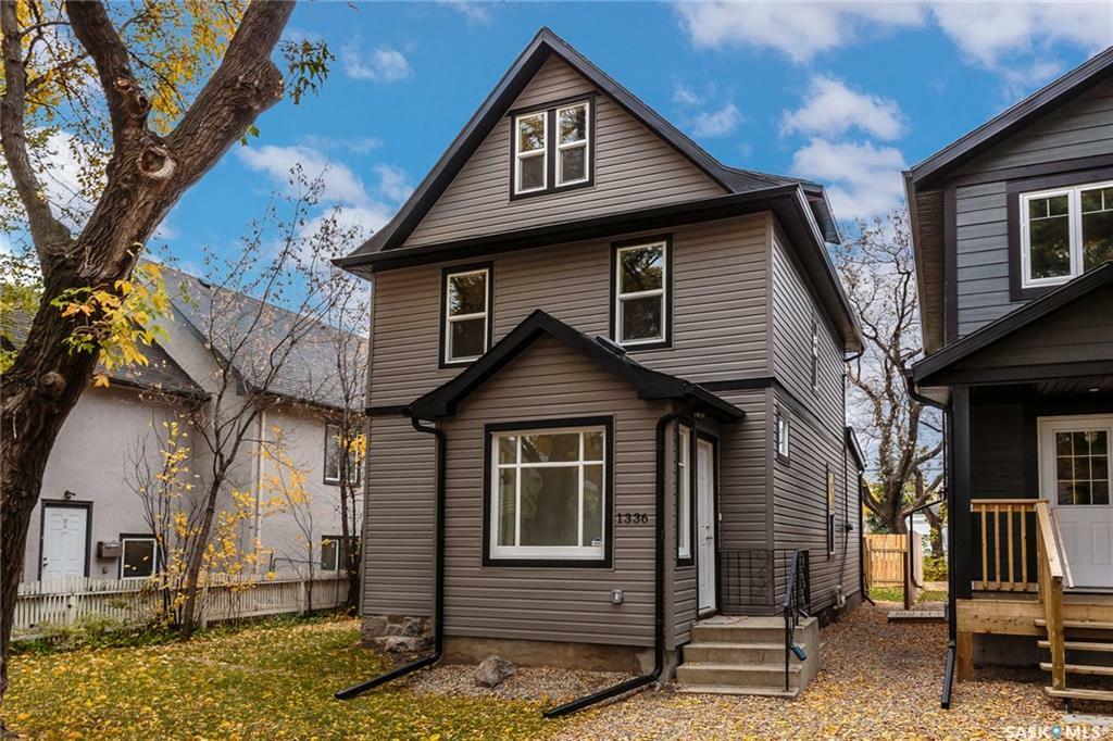 Photo de la propriété: 1336 B Avenue N SK S7L 1G5