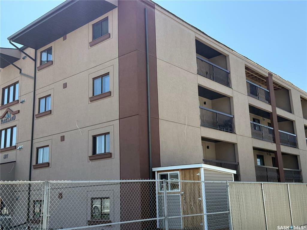 607 10th Street 304  Humboldt SK S0K 2A0 photo