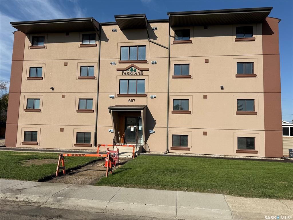Photo de la propriété:  607 10th Street 304  SK S0K 2A0 
