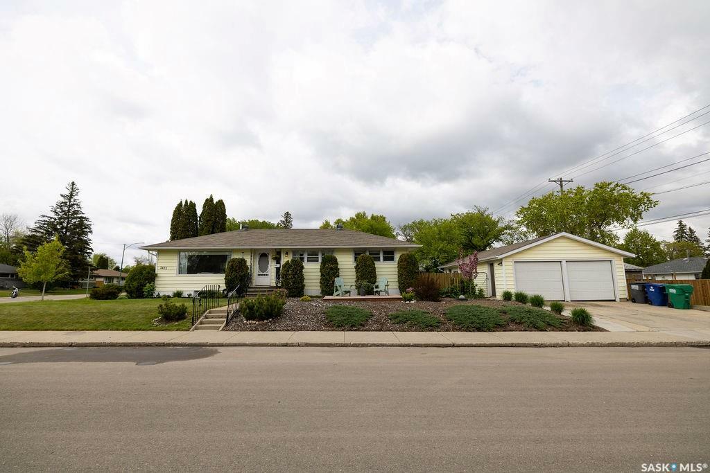 Photo de la propriété: 2433 Broadway Avenue SK S7J 0Z1