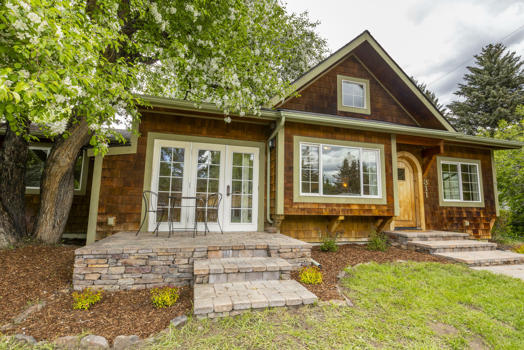 Property Photo:  311 W Elm St  ID 83333 