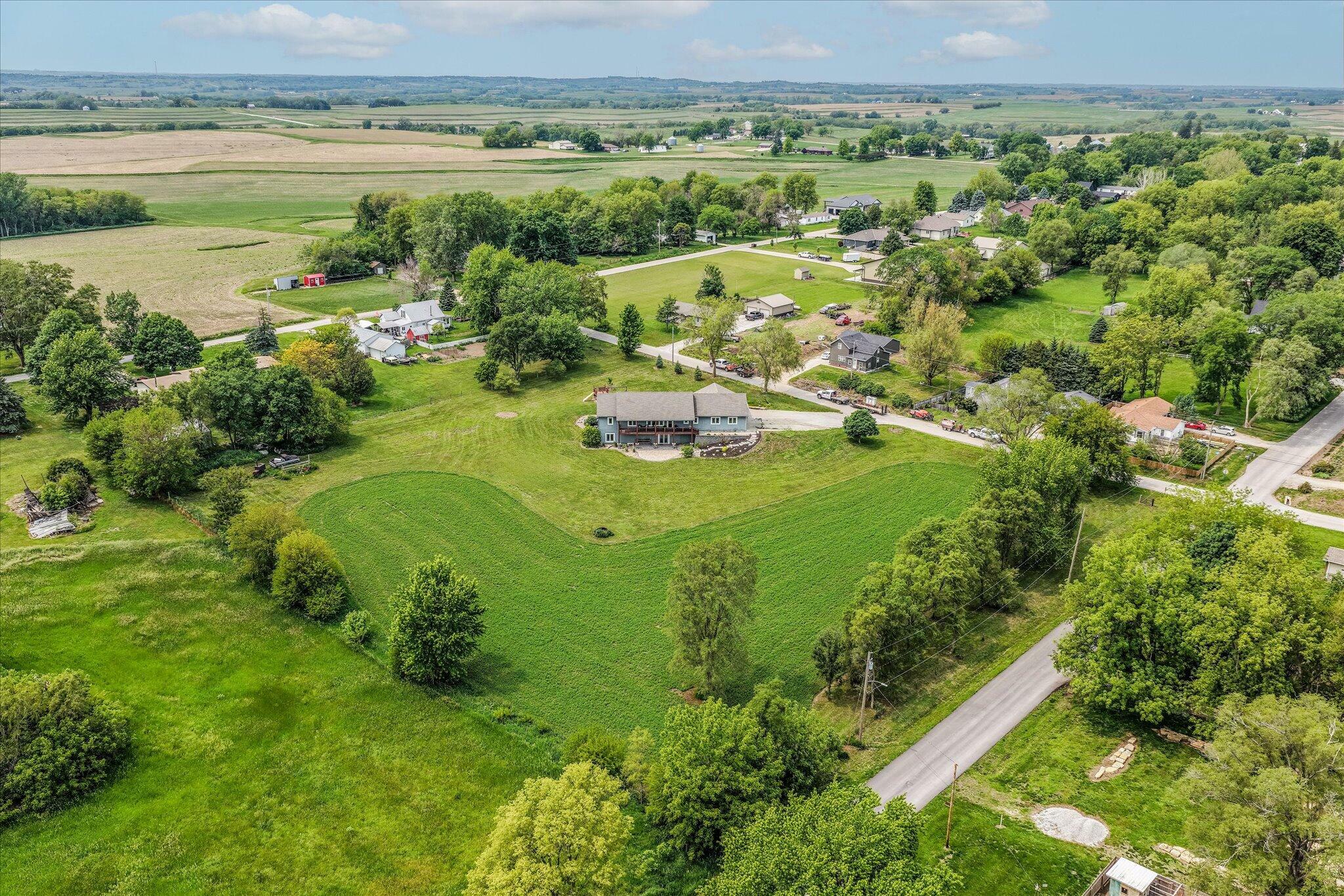Property Photo: 206 Vine Street IA 51653