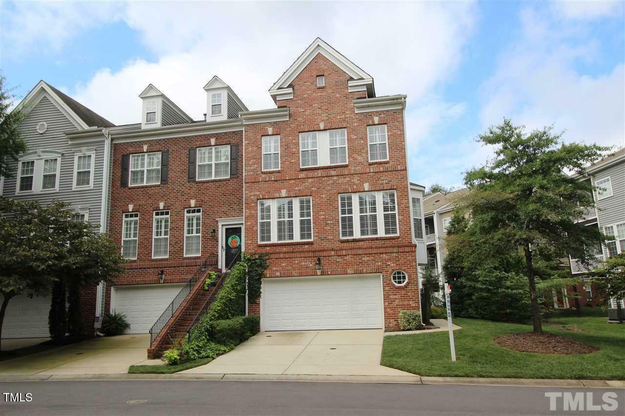 Property Photo: 4029 Baileyfield Drive NC 27612