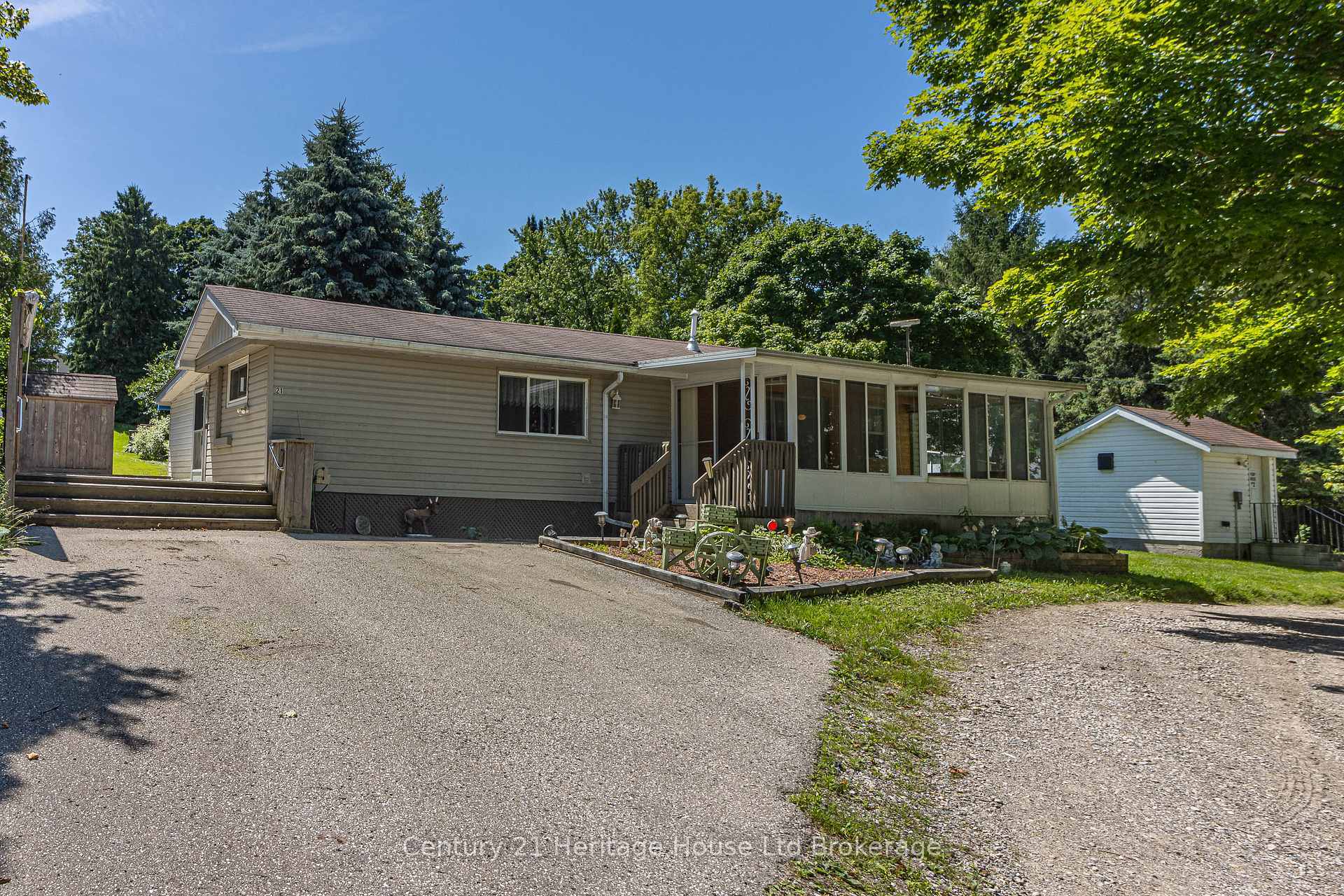 Property Photo: 596101 59 Highway 21 Tropicana ON N4S 7W1