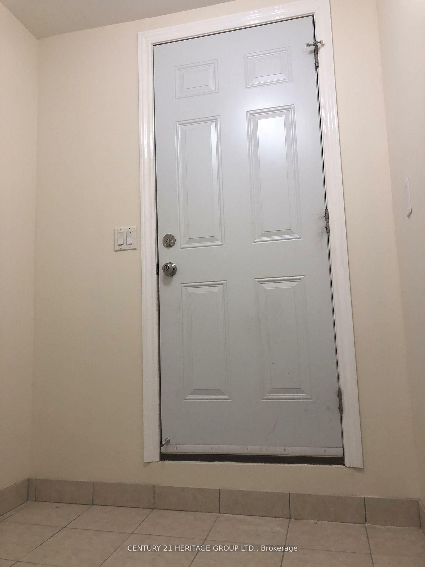 Photo de la propriété: 16 Cartmel Drive Apt 1 ON L3S 1T8