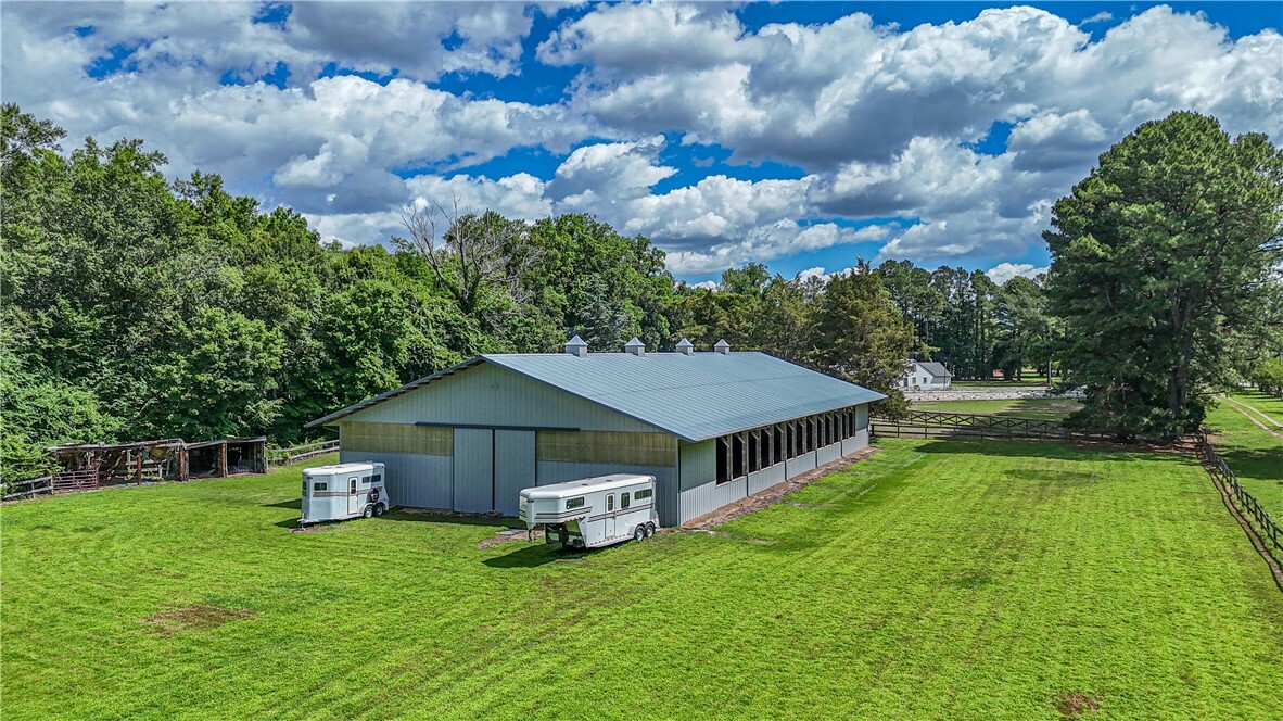 Property Photo: 1468 Peppercorn Lane VA 23432