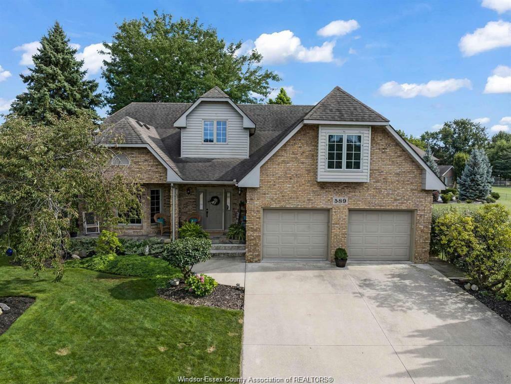 Property Photo: 589 Brenda Crescent ON N8N 4P4