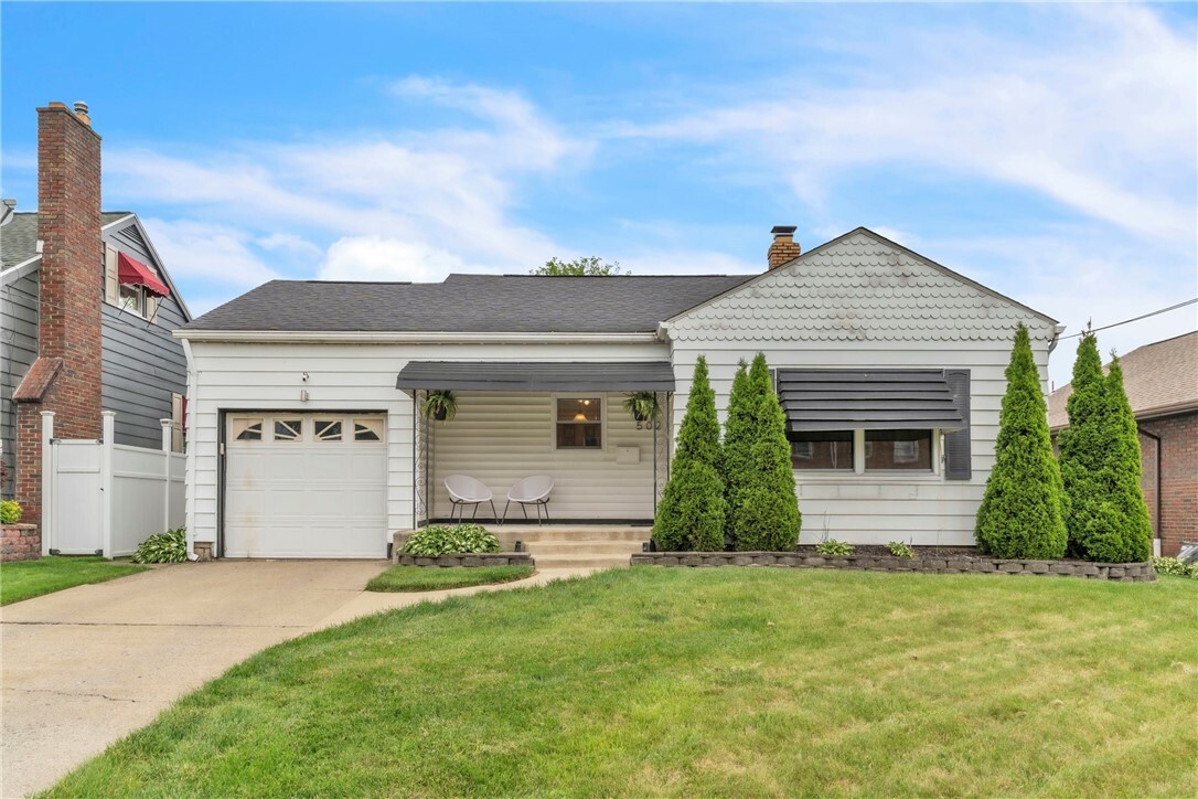 Property Photo: 502 Haig St PA 16117