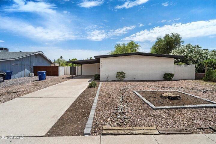 1939 E Alameda Drive  Tempe AZ 85282 photo