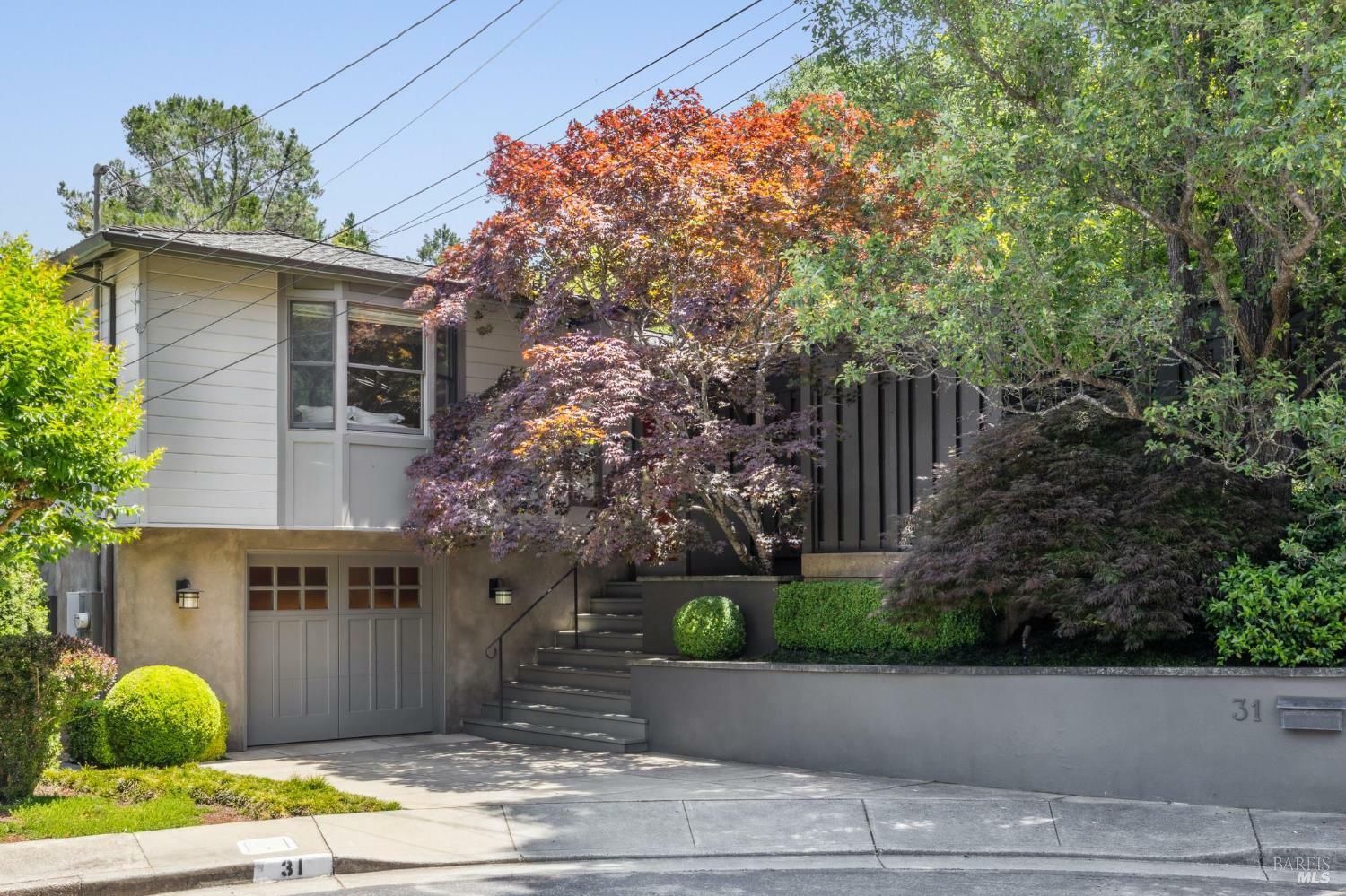 Property Photo: 31 Ray Court CA 94901