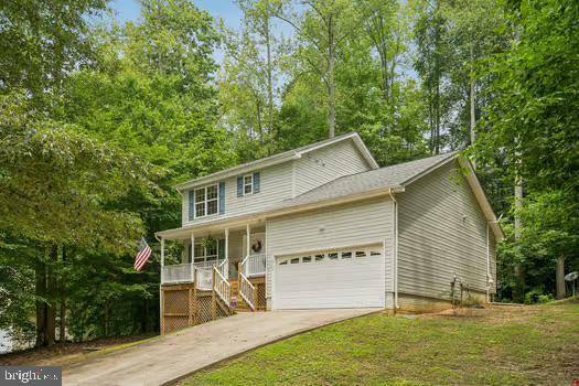 Property Photo: 6193 Wheeler Drive VA 22485