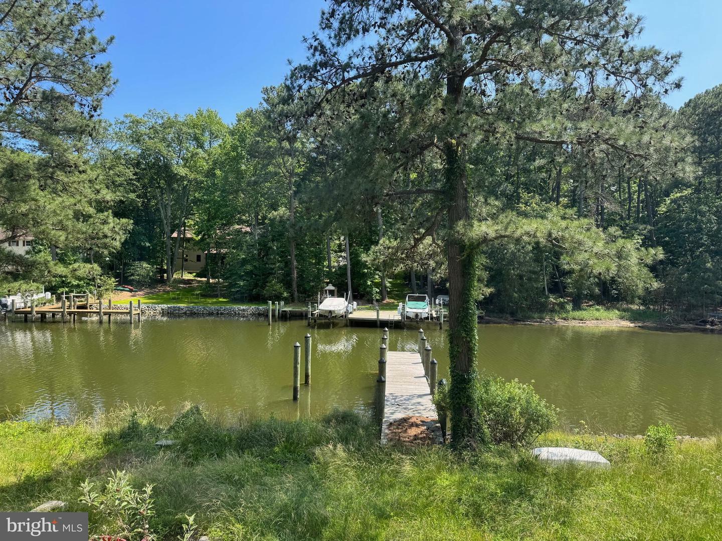 Property Photo: 251 Cove Drive MD 20657
