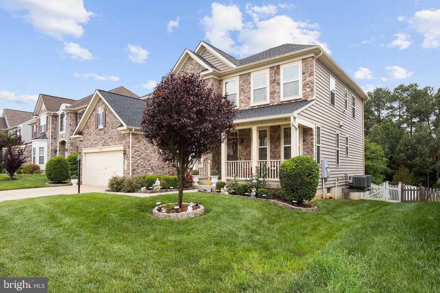 Property Photo: 6109 Black Oak Court VA 22407