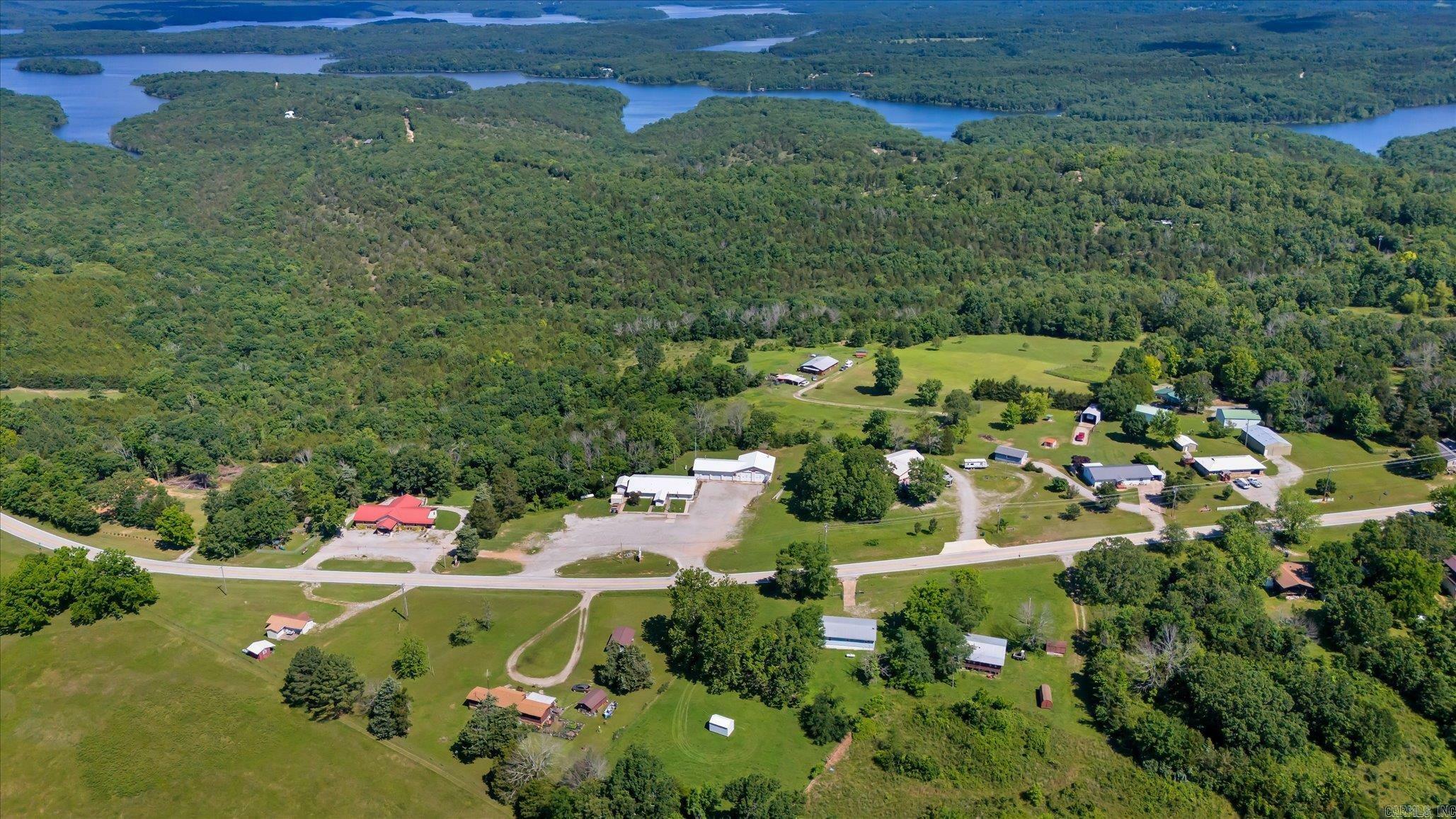 Property Photo: 6052 Oakland Road AR 72661