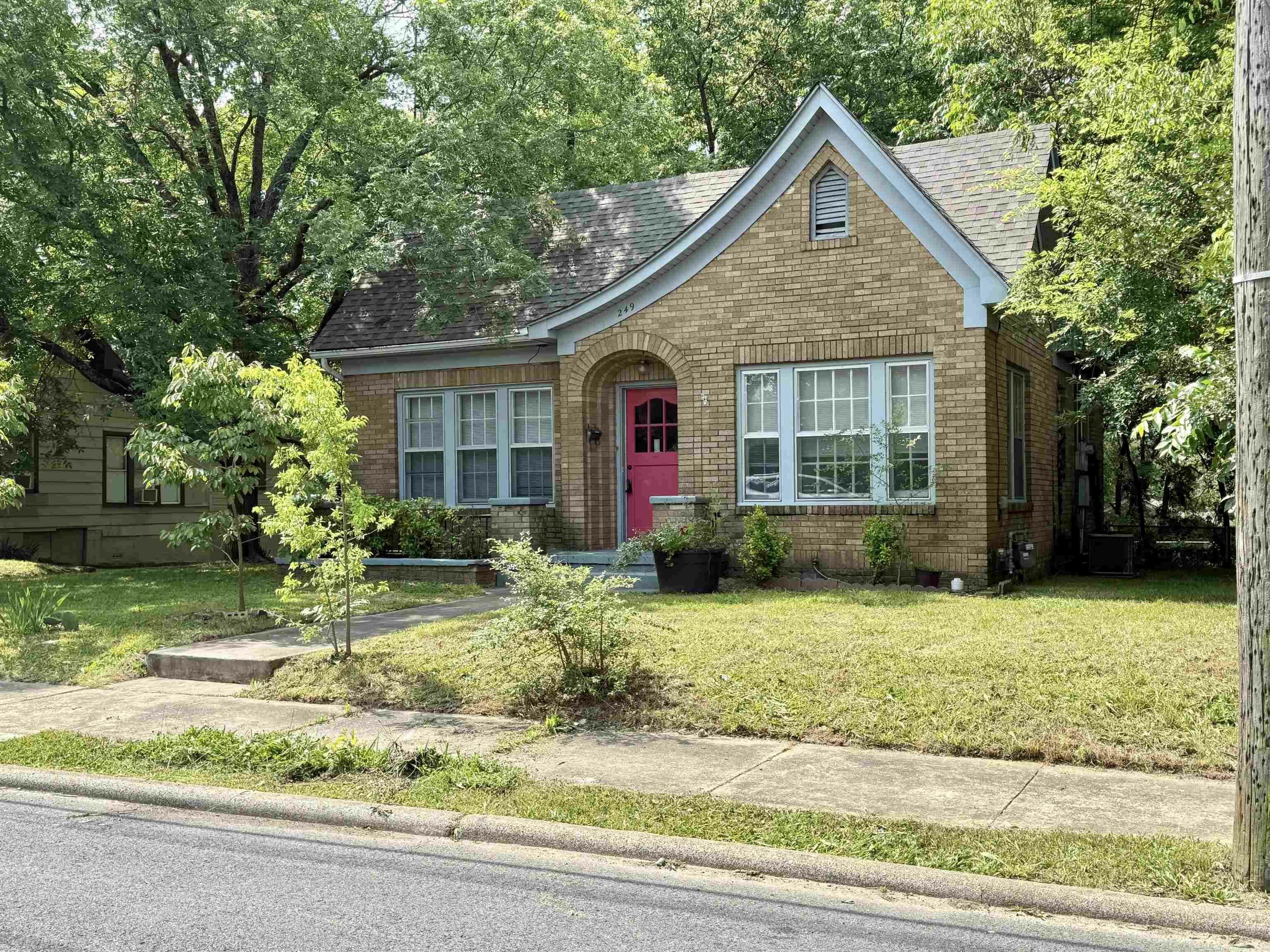 Property Photo: 249 Garland Avenue AR 71913