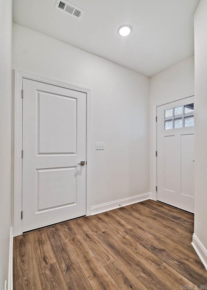 Property Photo: 336 Turnberry Court AR 72653