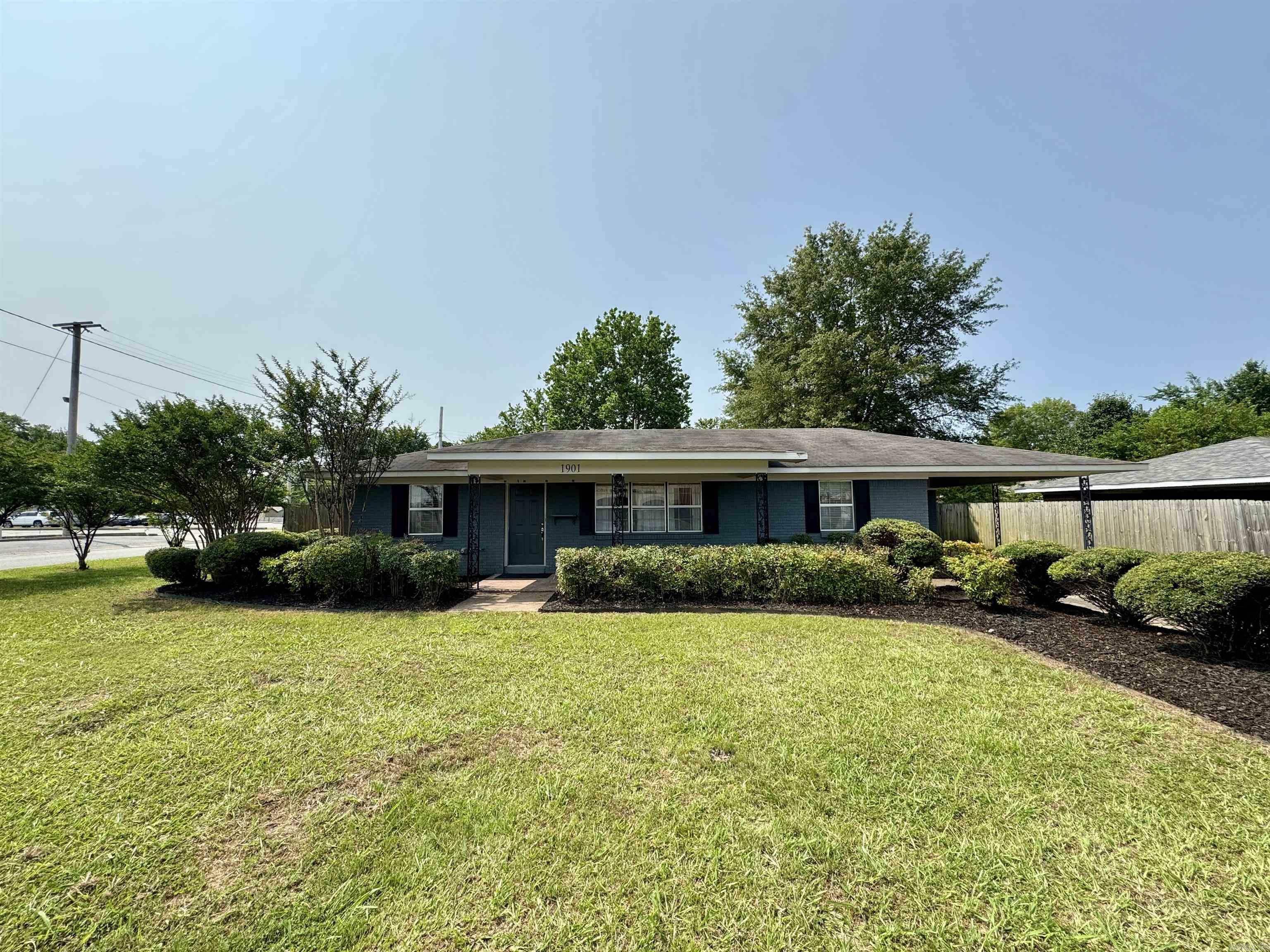 Property Photo: 1901 Arkansas Avenue AR 72034