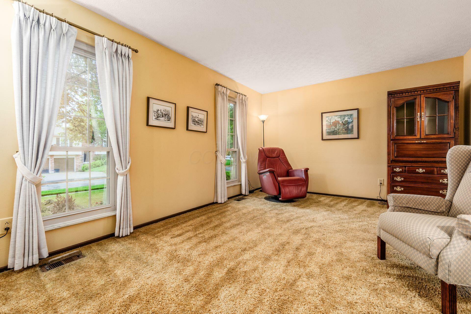 Property Photo: 3521 En Joie Drive OH 43228
