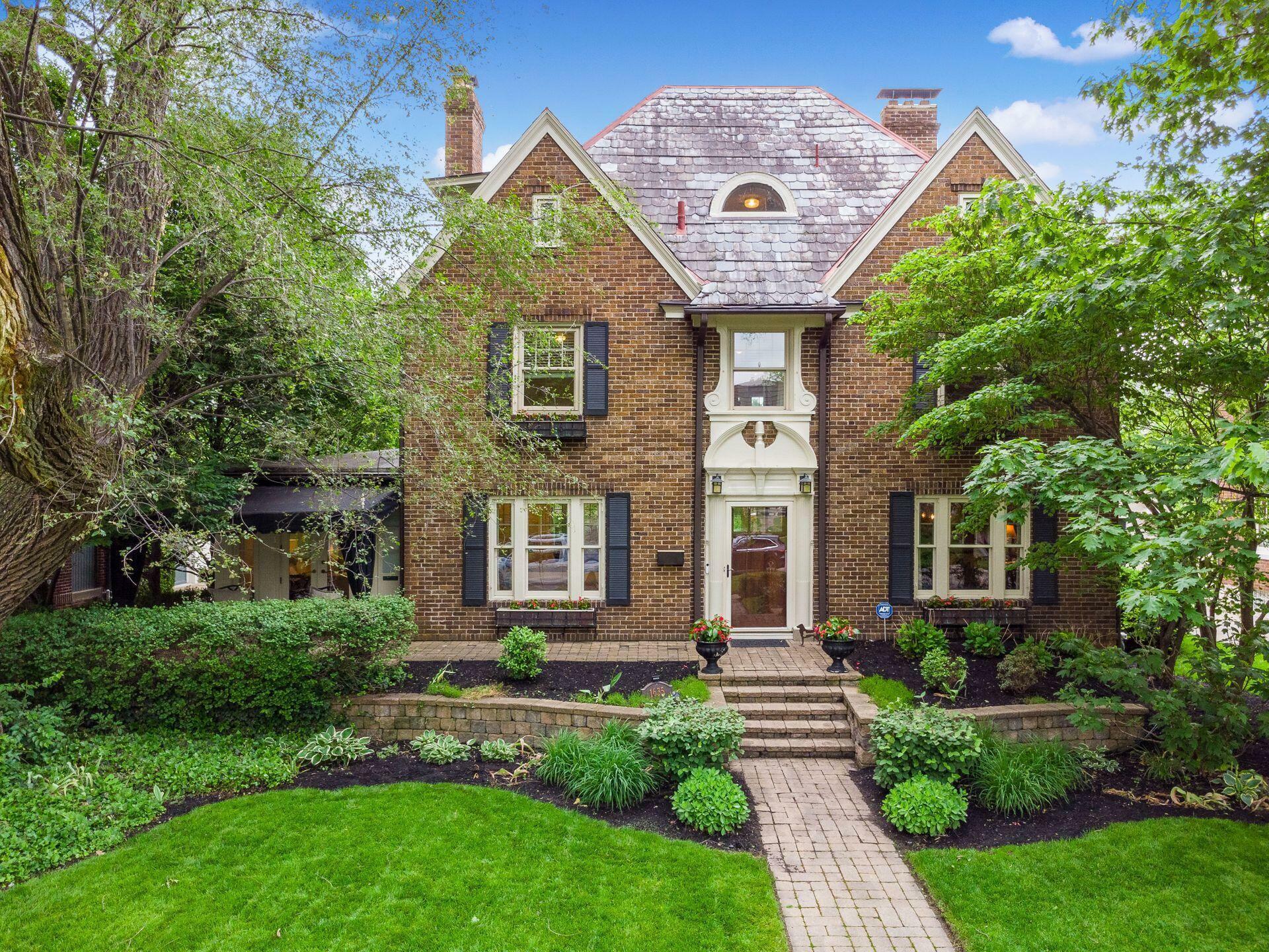 Property Photo:  1635 Cambridge Boulevard  OH 43212 