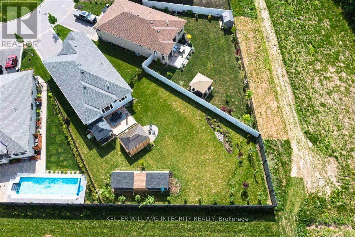 Property Photo: 541 Cannes Crescent ON K4A 5J6