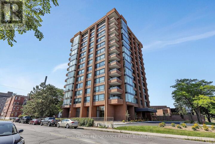 Property Photo:  40 Boteler Street 1204  ON K1N 9C8 