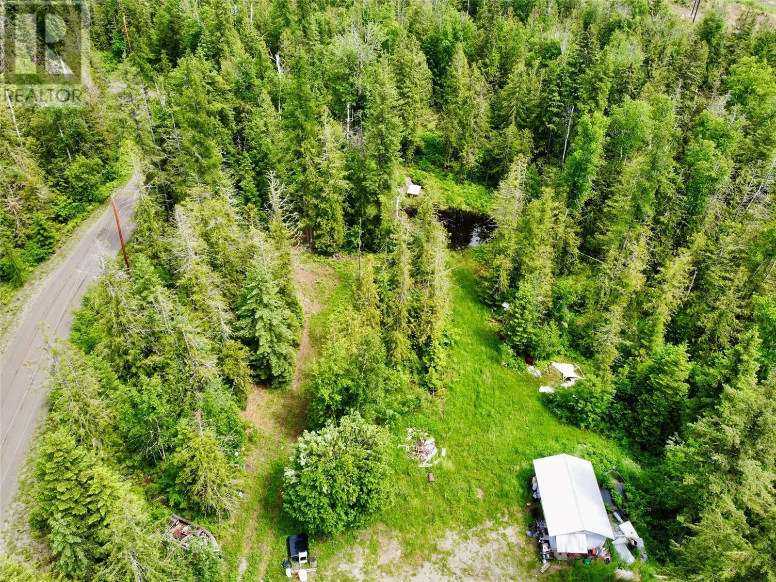 Property Photo: 290 Ashton Cooke Road BC V0E 1V5