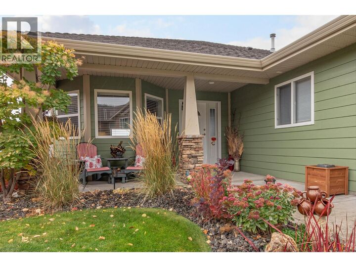 Photo de la propriété: 5205 Sandhills Drive BC V1X 7Y7