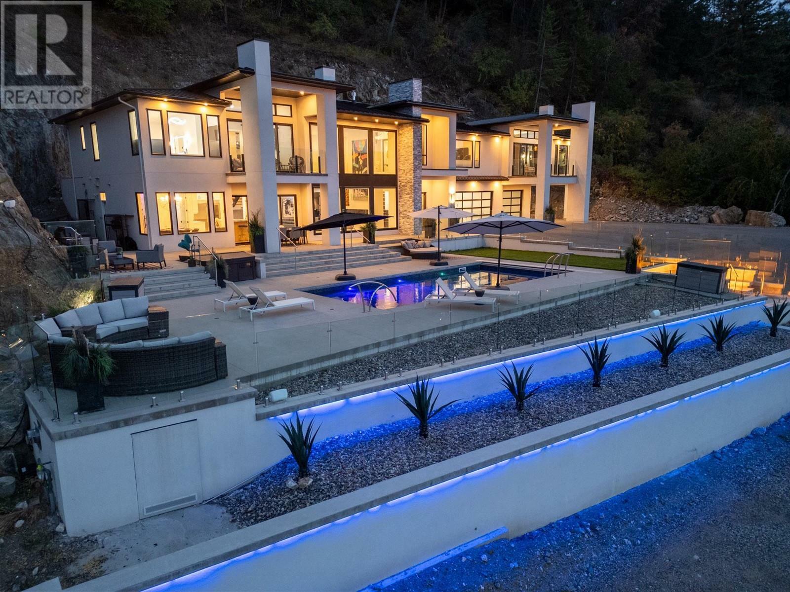 Property Photo: 112 Sunset Boulevard BC V1H 1T7