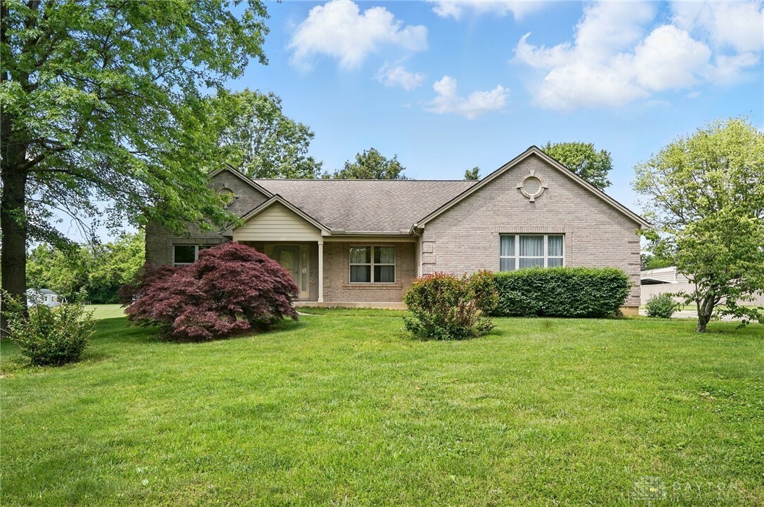 Property Photo: 6319 Winding Way OH 45039
