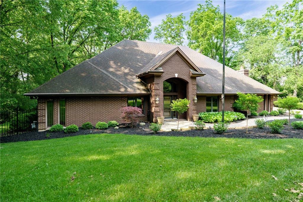 Property Photo: 1211 Runnymede Road OH 45419