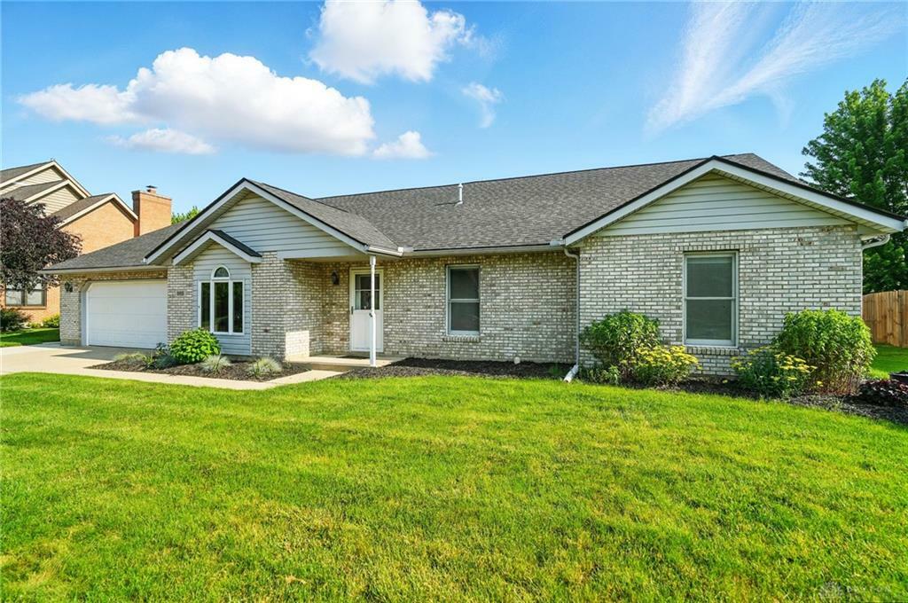 Property Photo:  865 Copperfield Lane  OH 45371 