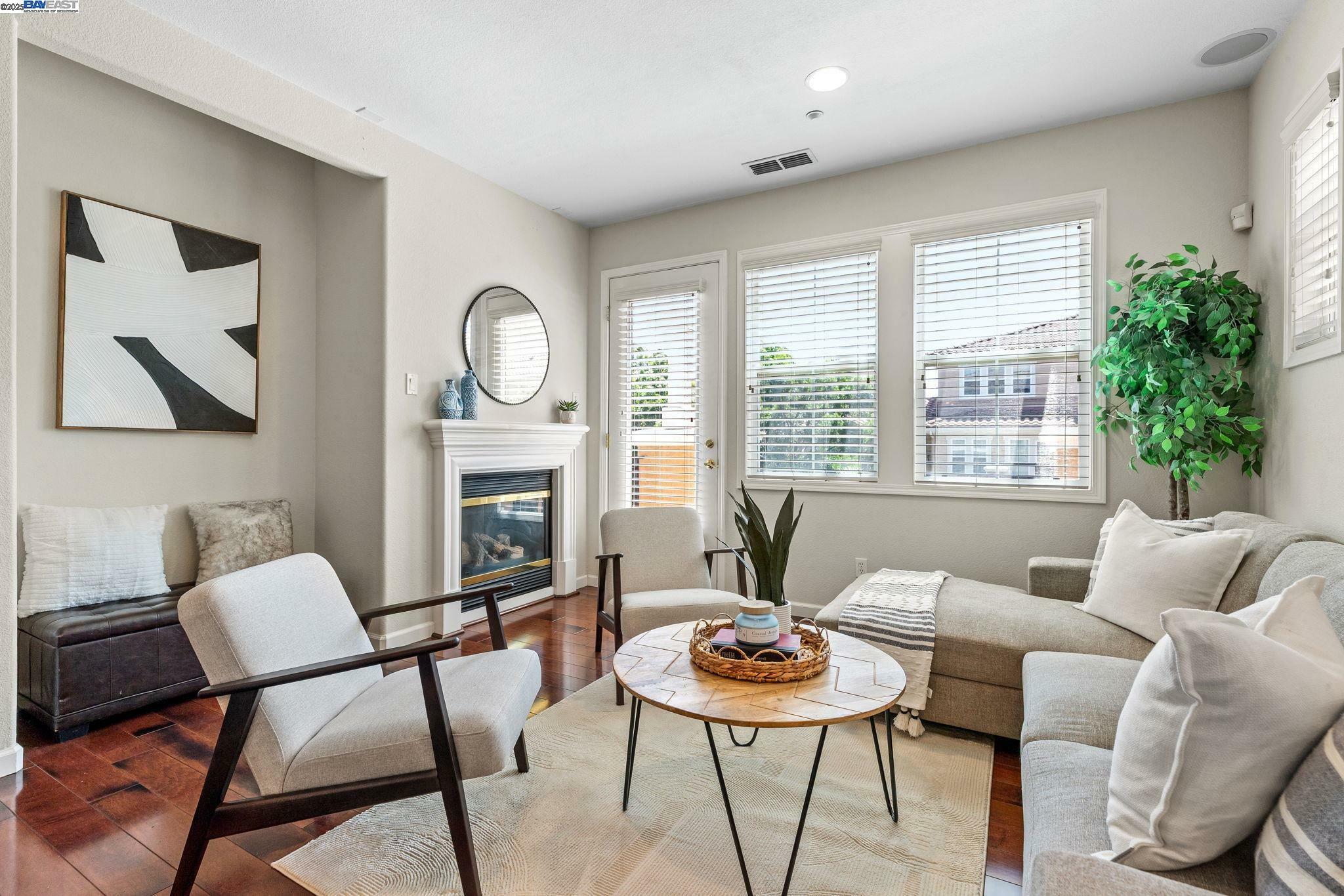 Property Photo: 3347 Monaghan St CA 94568