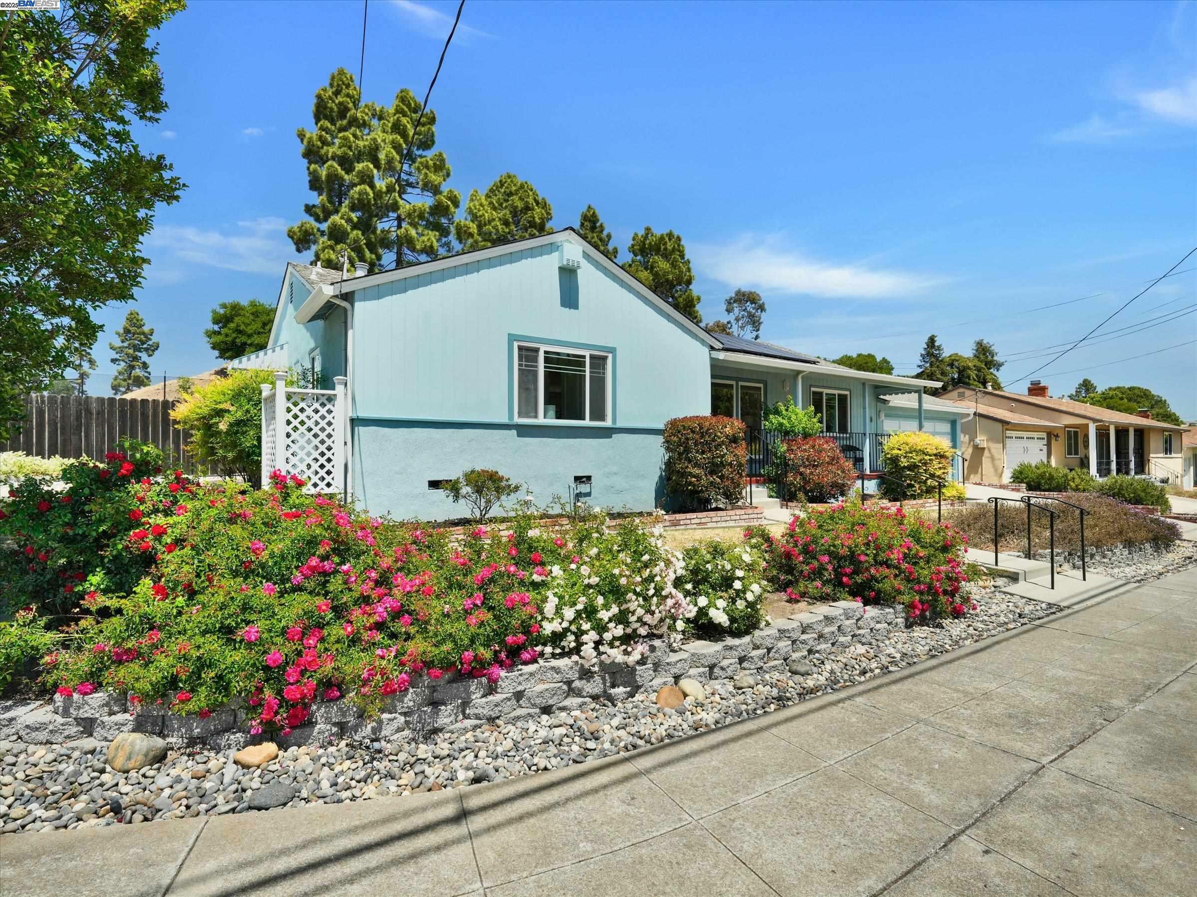 Property Photo: 1706 Grove Way CA 94546