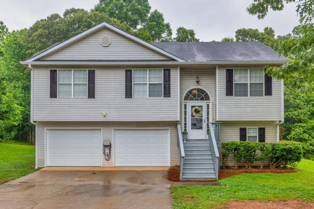 Property Photo: 240 Mountain Lane GA 30016