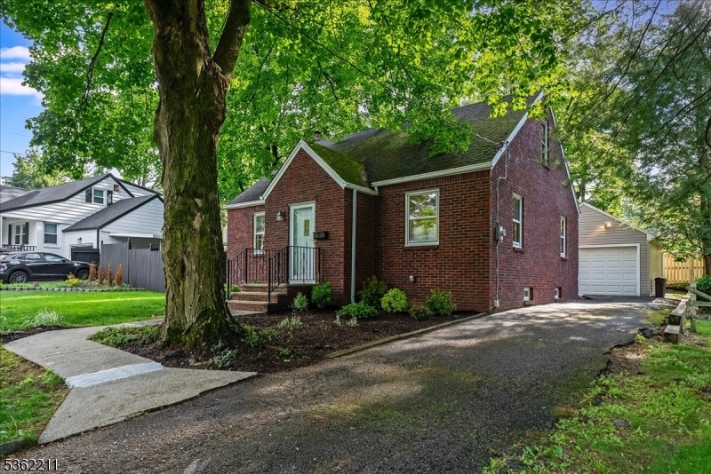 Property Photo:  248 Knickerbocker Rd  NJ 07624 