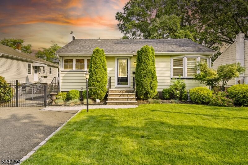 Property Photo:  653 Summit Ave  NJ 07033 