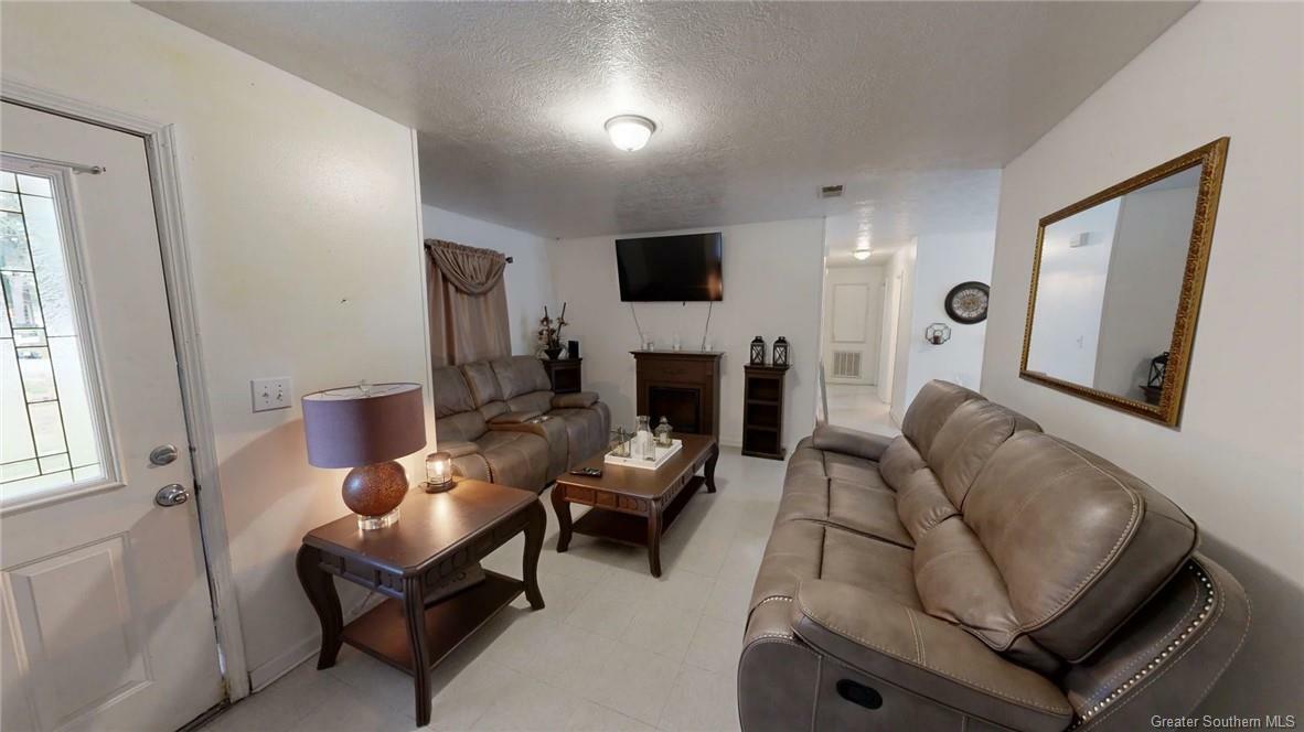 Property Photo:  1112 Pinder Lane  LA 70633 