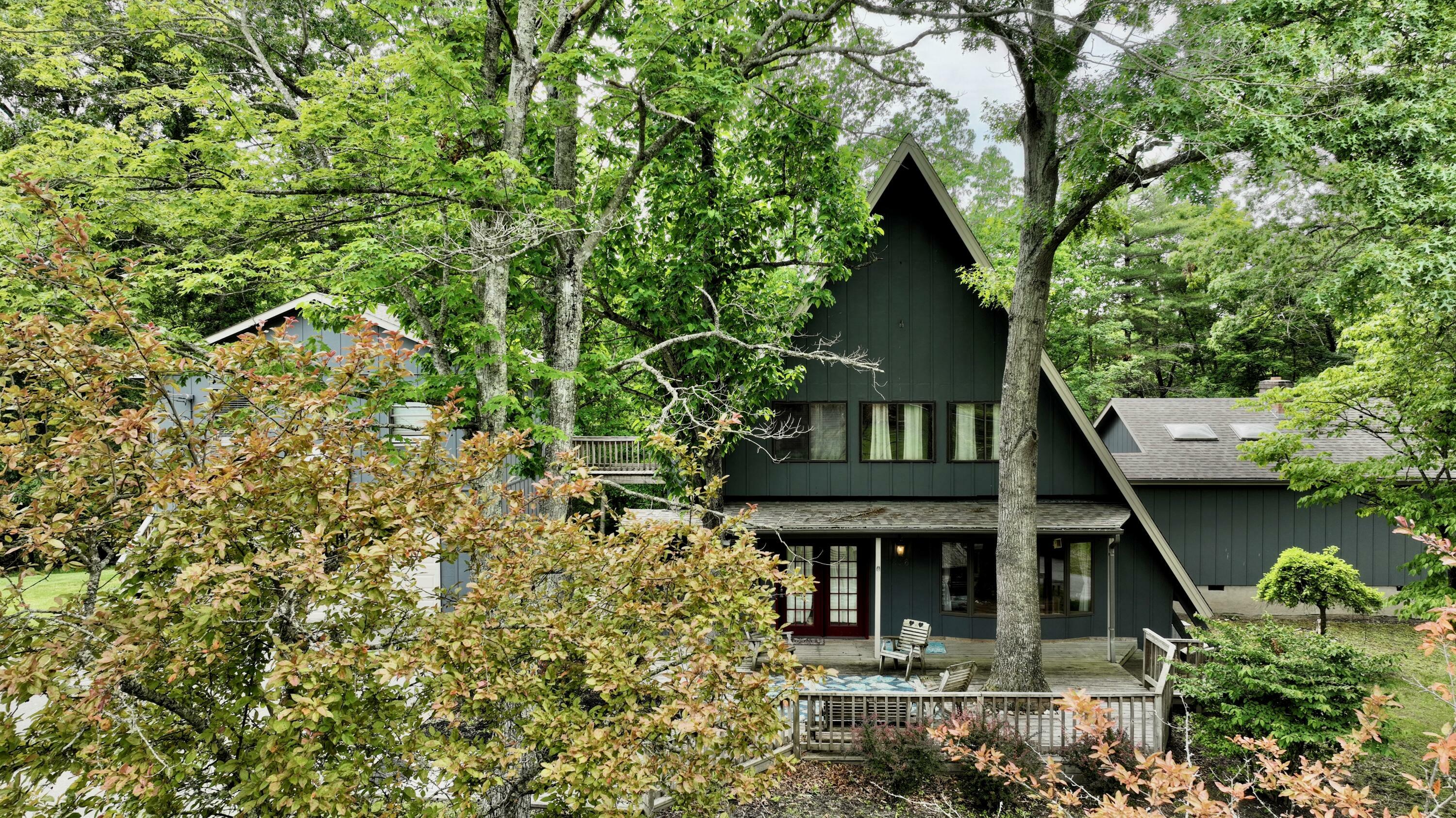 Property Photo: 236 Mackle Pt WV 24901