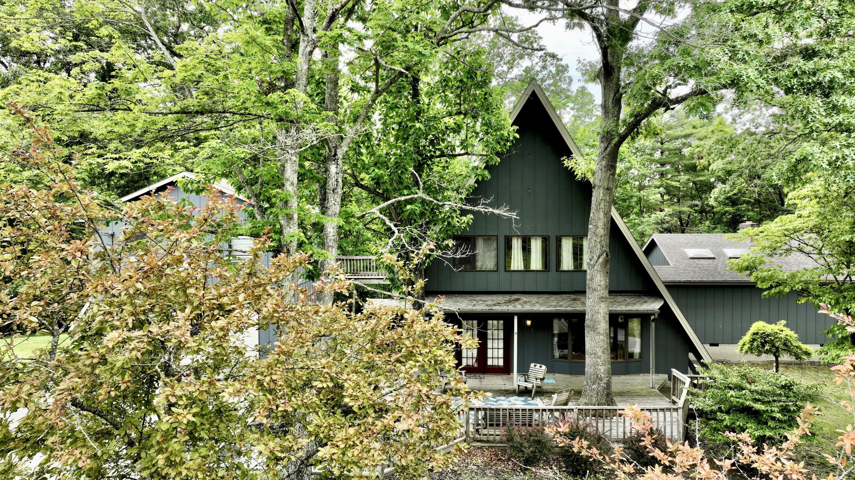 Property Photo: 236 Mackle Pt WV 24901