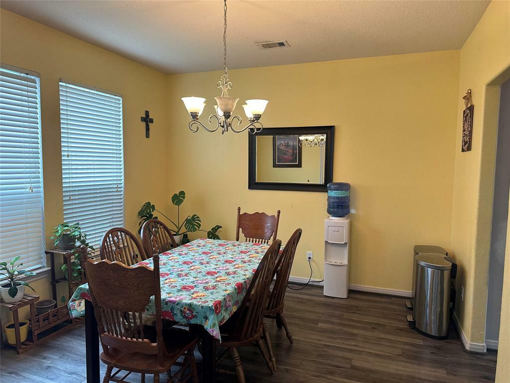 Property Photo: 1007 Oak Falls Drive TX 77378