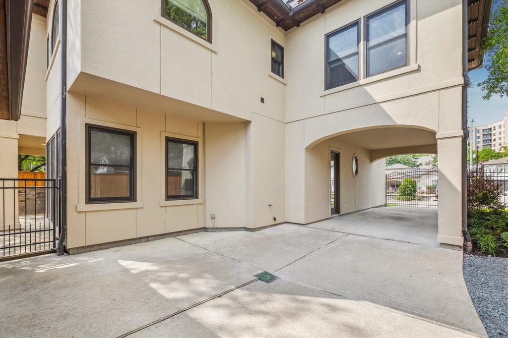 Property Photo: 6043 Rose Street TX 77007