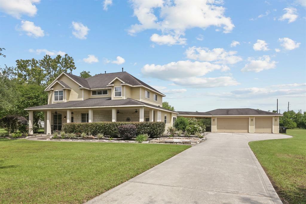 Property Photo: 19634 Stone Lake Drive TX 77377