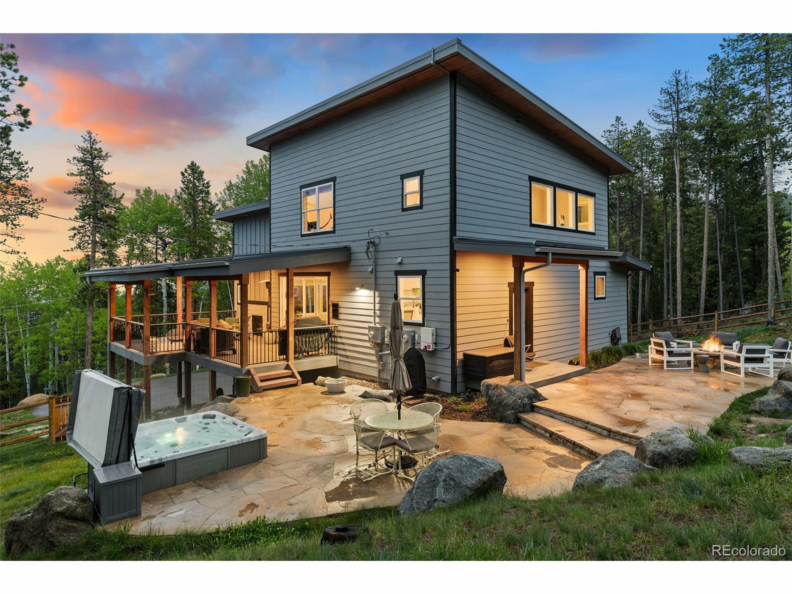 Property Photo: 6803 Snowshoe Trl CO 80439