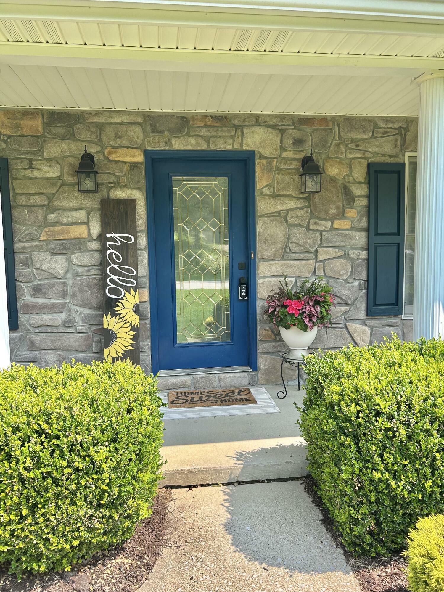 Property Photo: 5036 Huntington Woods Road KY 40601